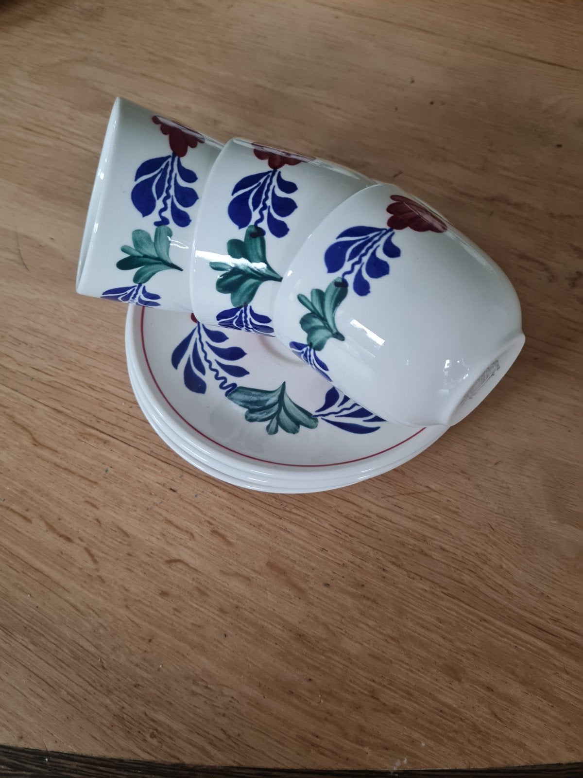 Boch Franse/Boerenbont koffiekopjes met schotels - 3 stuks, Ophalen of Verzenden
