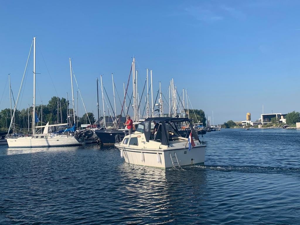 Onedin 710 de luxe  motorkruiser, met boegschroef, Watersport en Boten, Ophalen, Gebruikt, Binnenboordmotor, 30 tot 50 pk