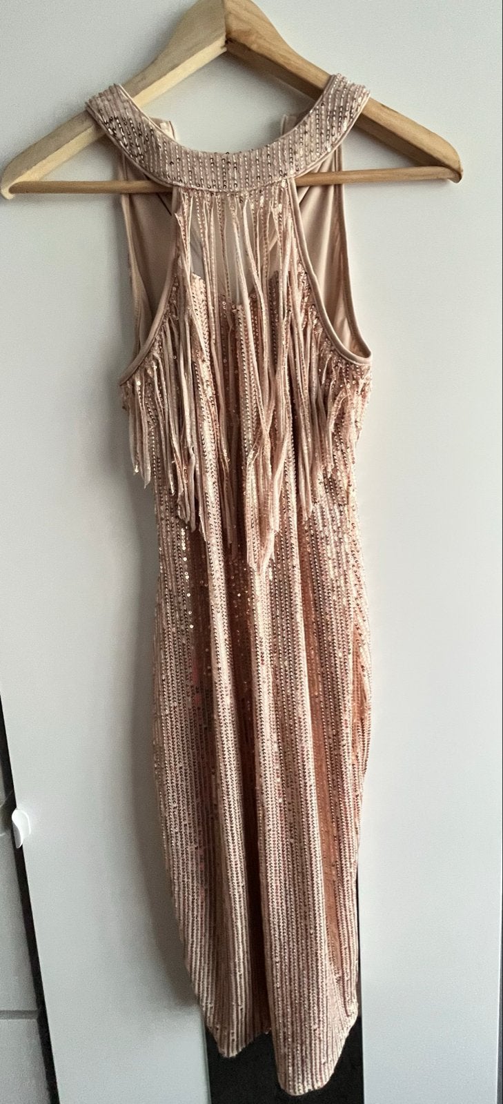Roze pailletten jurk met franjes, Kleding | Dames, Ophalen, Zo goed als nieuw, Roze, Maat 36 (S)