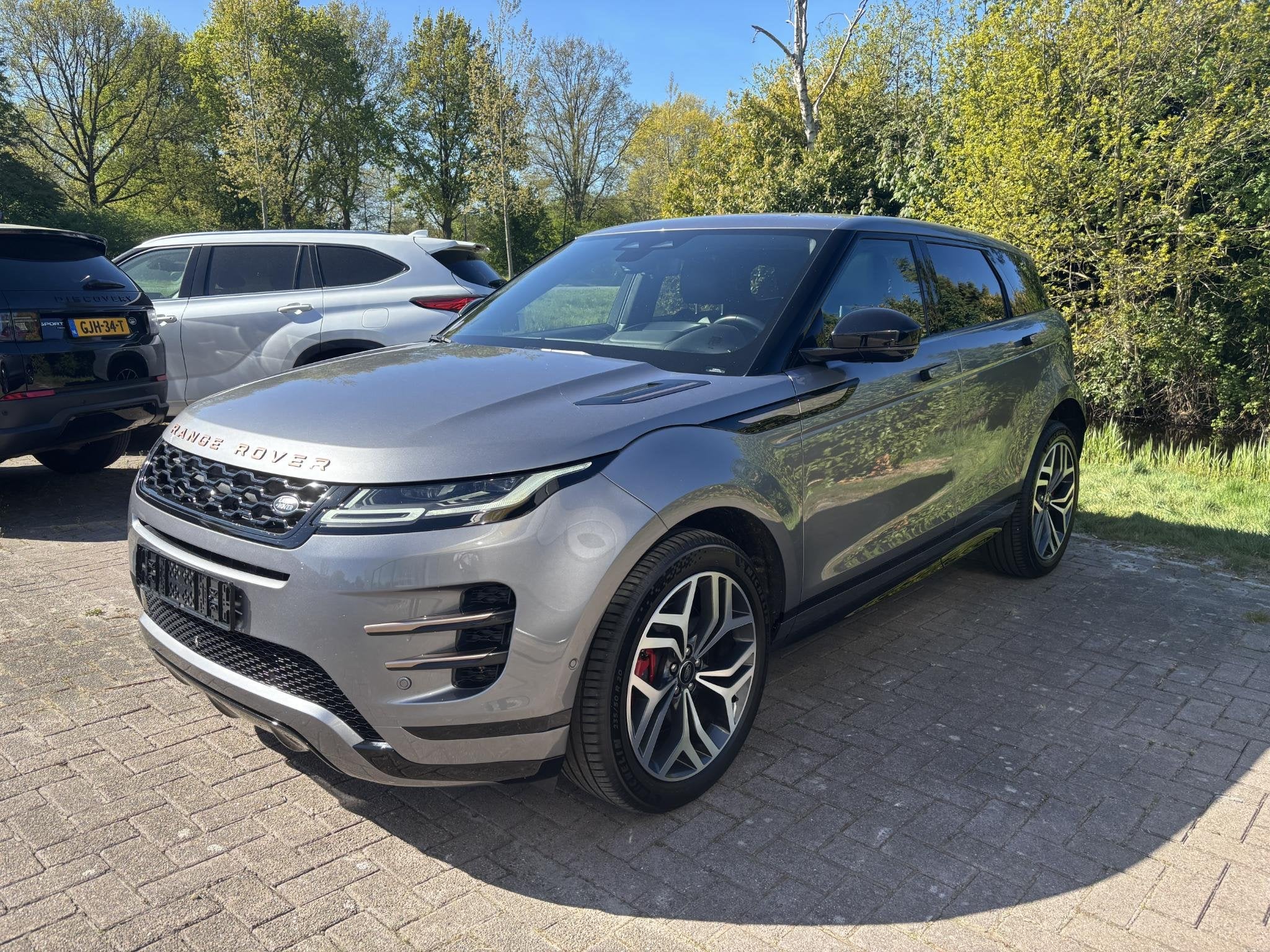 Land Rover Range Rover Evoque 1.5 P300e AWD Autobiography 30, Automaat, 309 pk, Stof, 15 kWh