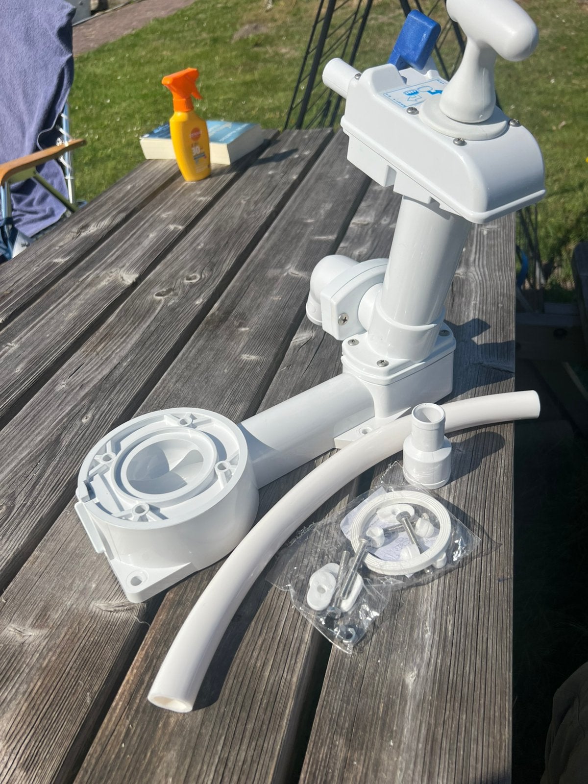 Compleet pomphuis met voet toilet, Ophalen of Verzenden, Nieuw, Kombuis en Sanitair