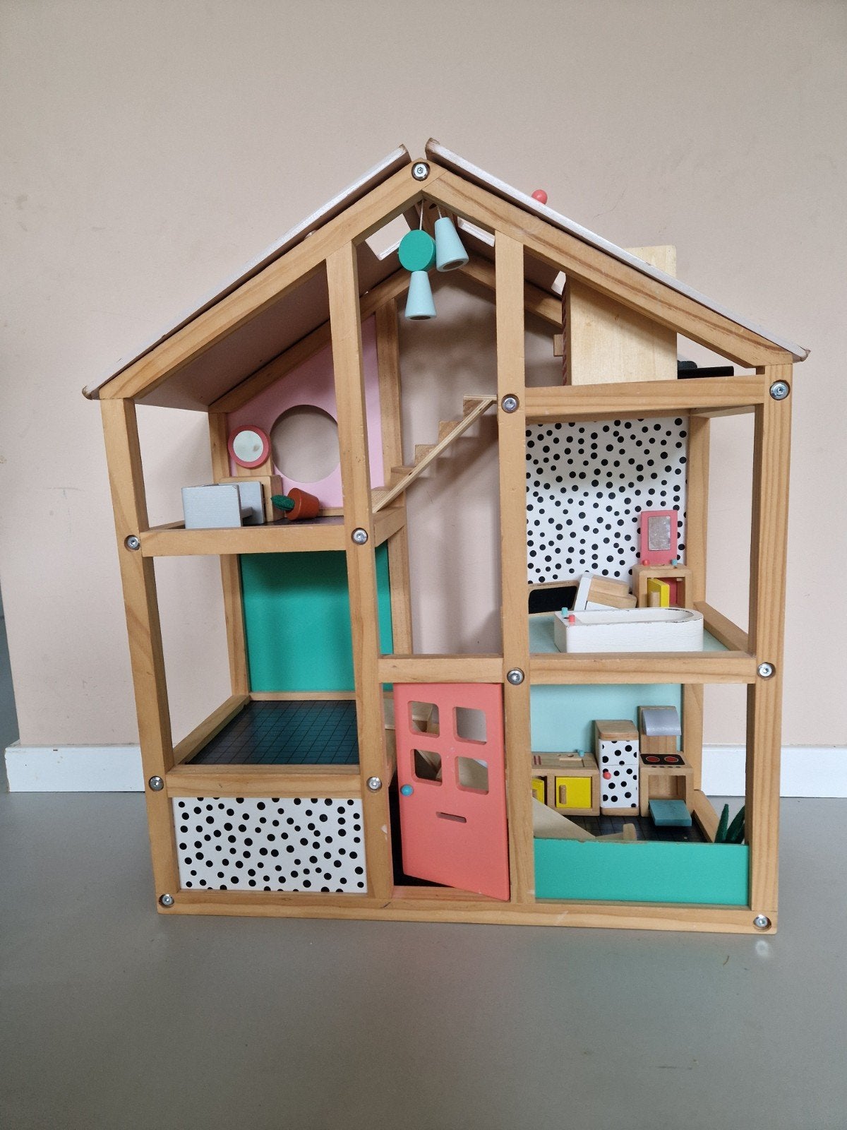 Hema Houten Poppenhuis - Speelbaar maar met gebreken, Kinderen en Baby's, Speelgoed | Poppenhuizen, Ophalen, Gebruikt, Poppenhuis