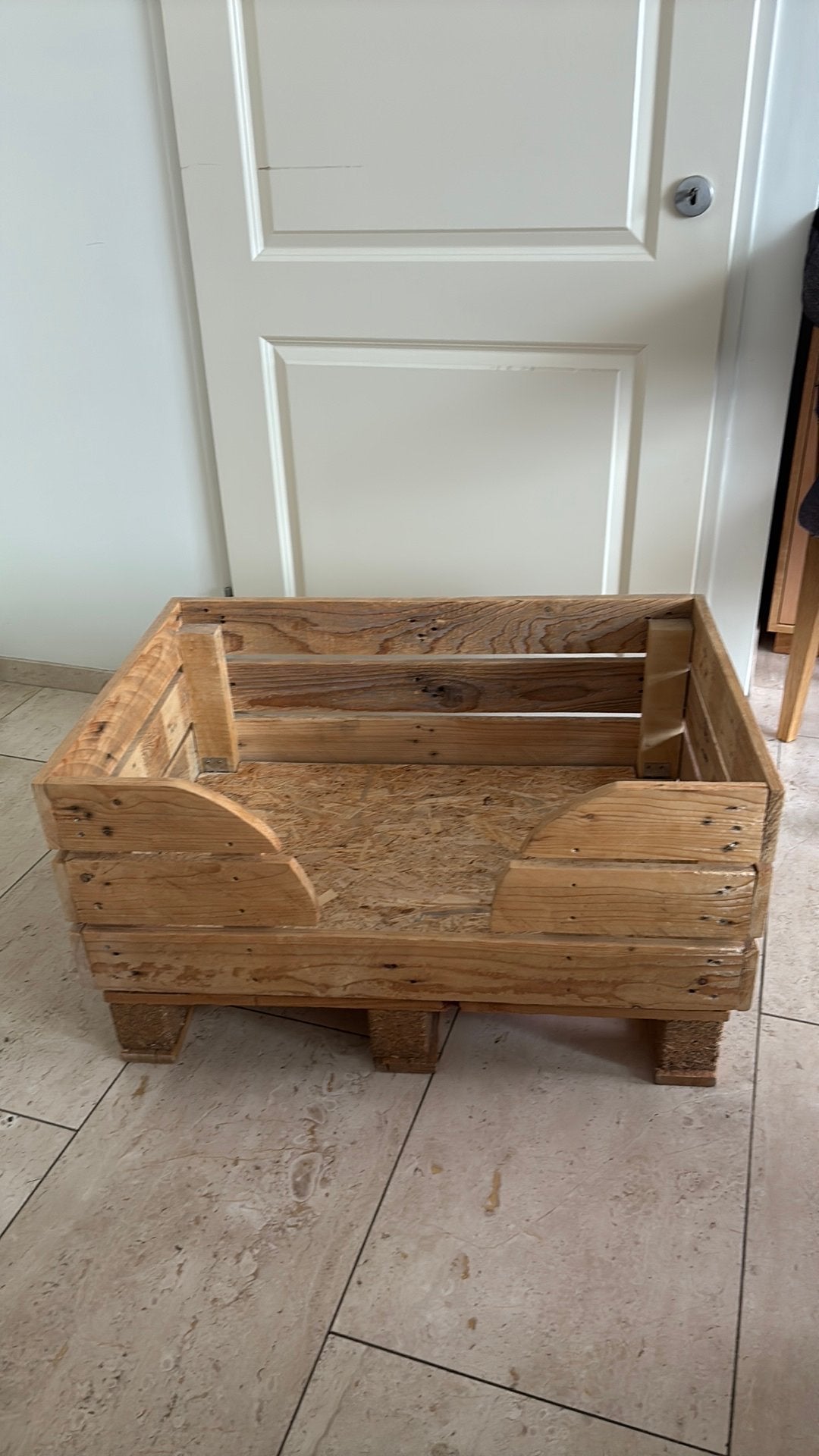 Houten hondenmand, Ophalen, Overige