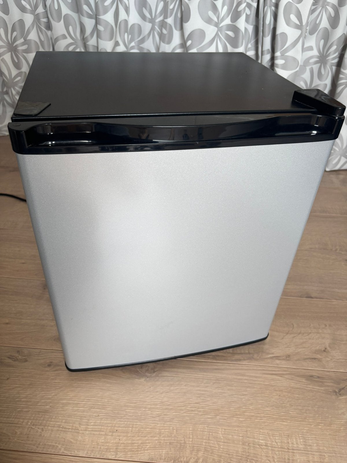 Minibar/mini koelkast, Zonder vriesvak, Ophalen of Verzenden, Minder dan 45 cm, Minder dan 85 cm