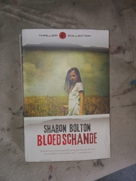 Sharon Bolton - Bloedschande (Thriller Collection), Boeken, Thrillers, Ophalen of Verzenden, Gelezen, Sharon Bolton, Nederland