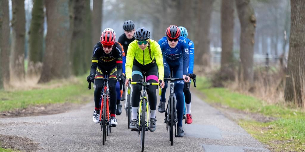 Vrouwelijk racefiets maatje gezocht, Contacten en Berichten, Sport en Hobby oproepen