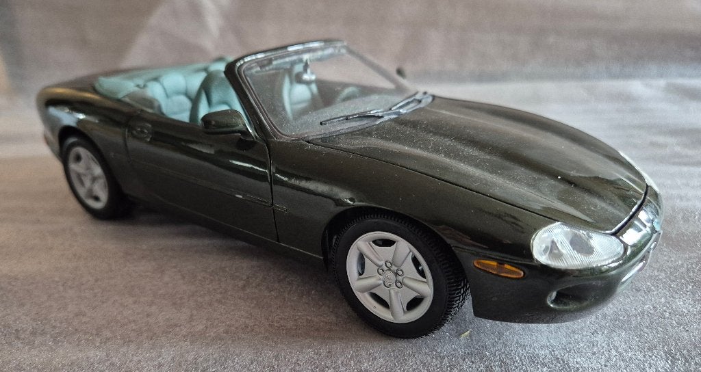 Jaguar XK Series Modelauto 1:18, Ophalen of Verzenden, Zo goed als nieuw, Auto, Maisto