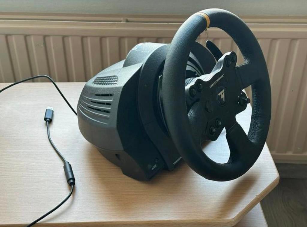 Thrustmaster TX Leather Edition (Xbox/PC) – Zeer nette staat, Ophalen, Zo goed als nieuw, Stuurtje of Sportattribuut, Xbox Series X