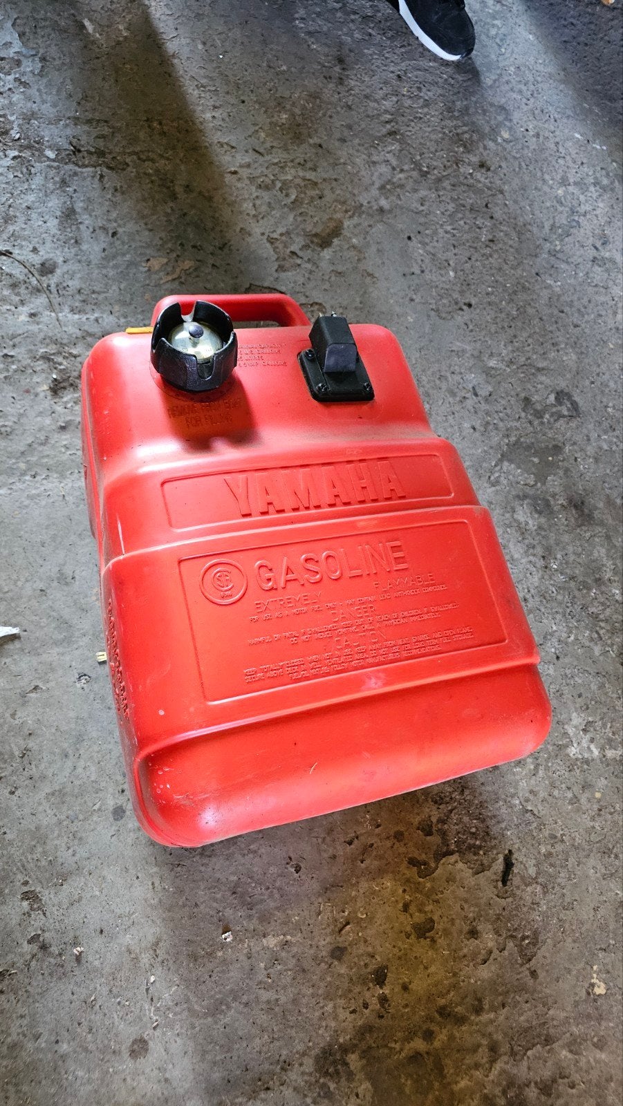 Yamaha 25 liter tank, Watersport en Boten, Ophalen, Motor en Techniek, Motorboot