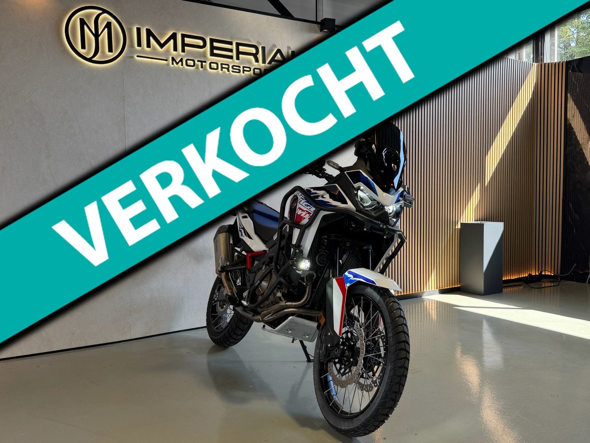 Honda All-Road CRF 1100L Africa Twin ABS Akrapovic|beugels|e, 9. 5144 NTuinstraat E Waalwijk
5144 NE Waalwijk  Waalwijk, NL, Honda