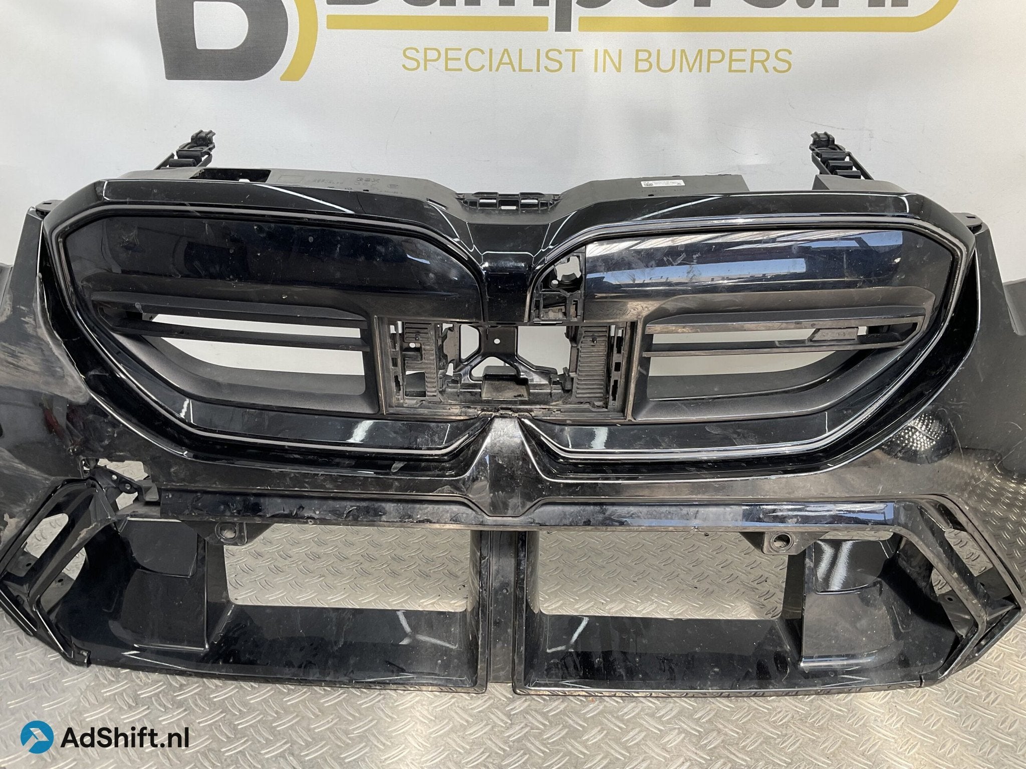 Bumper BMW 5 serie M5 G90 2024-2026 LED GRILL 51118084983 Vo, Bumper