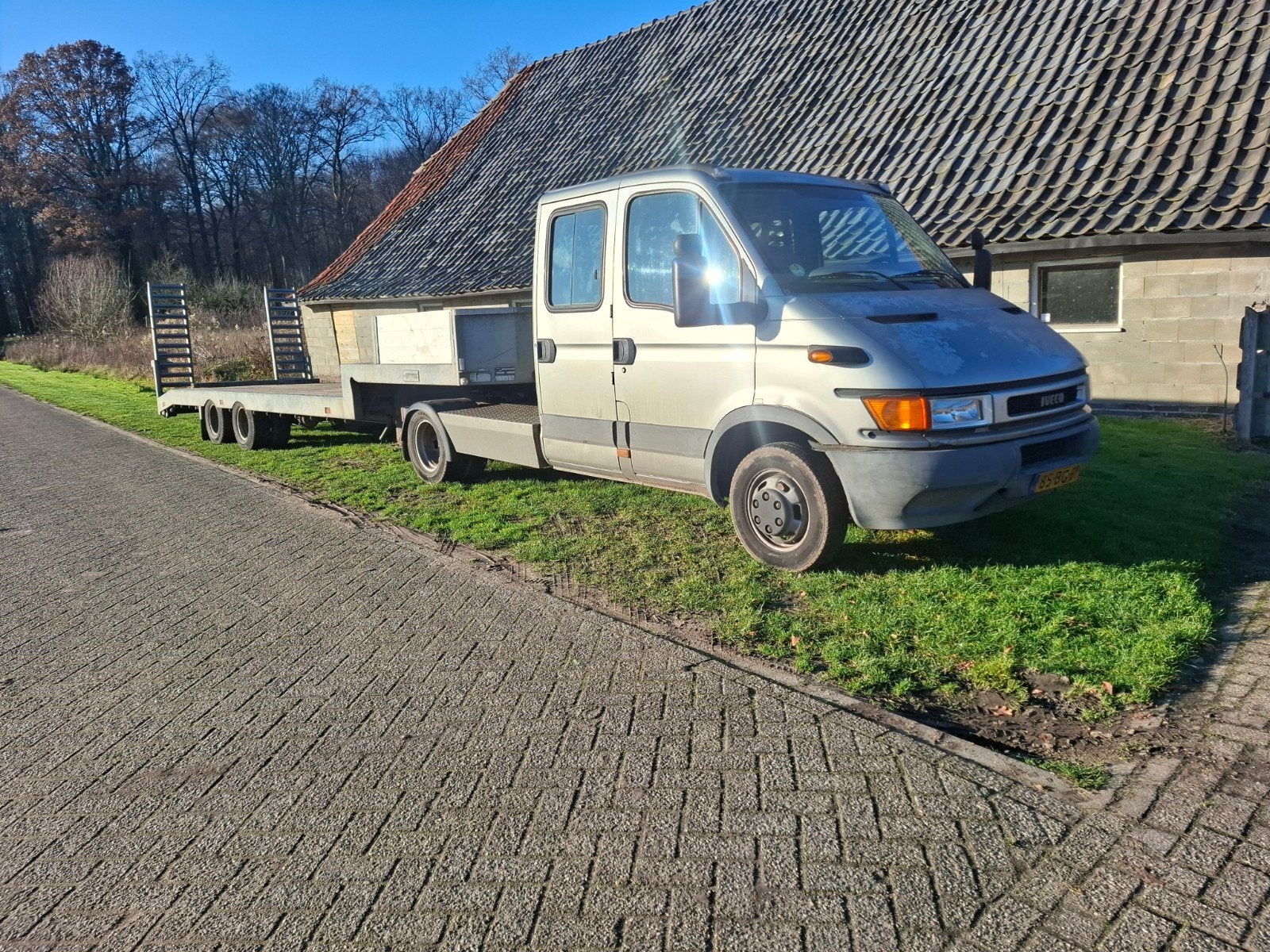 Iveco Daily 40c15 be combinatie 10 ton veldhuizen, Auto's, Bestelauto's, 145 pk, Achterwielaandrijving, 4 cilinders, Iveco