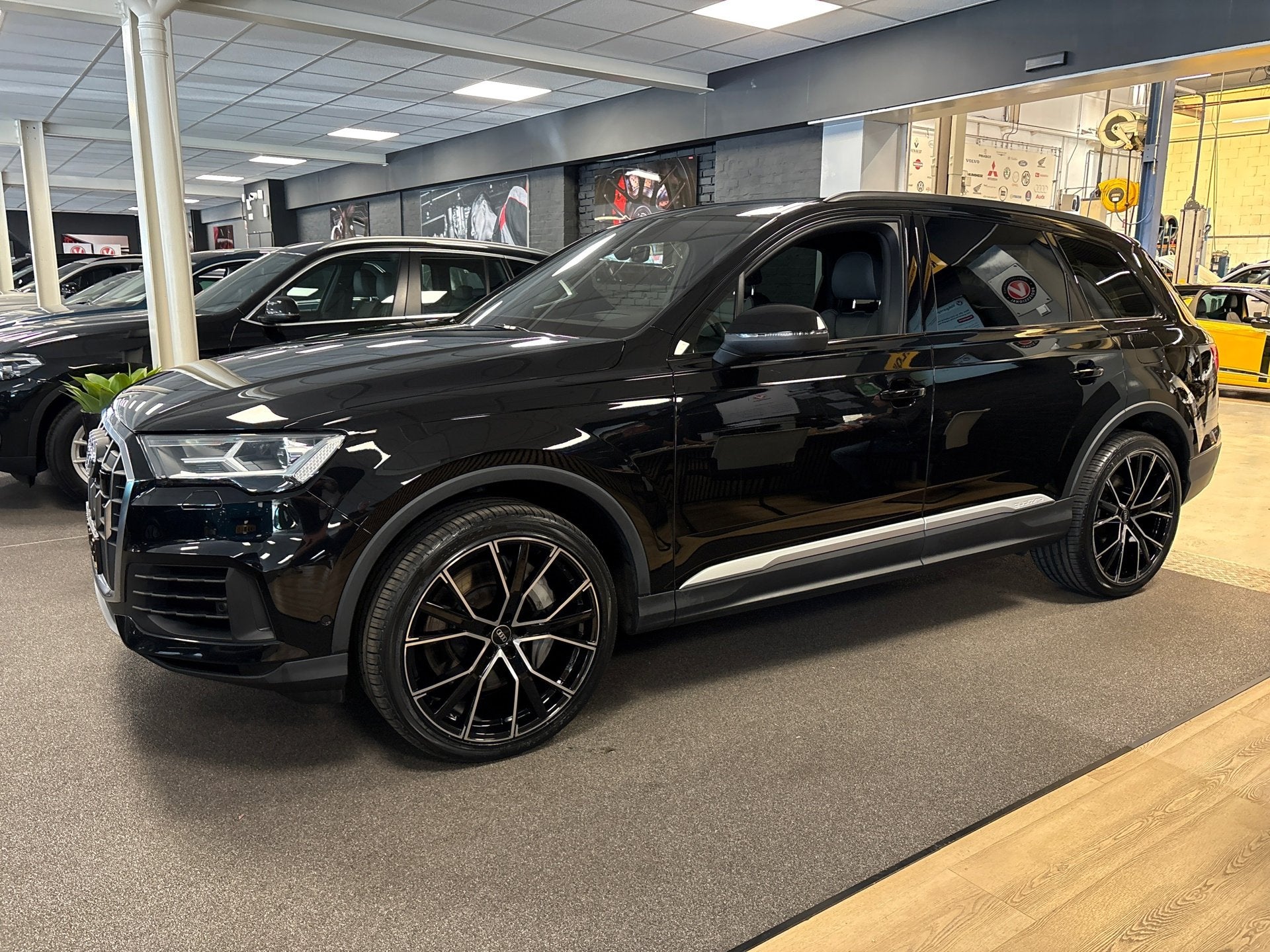 Audi Q7 55 TFSI phev e quattro Pro Line S-line / B&O / Leder, Gebruikt, 2995 cc, Bedrijf, SUV of Terreinwagen