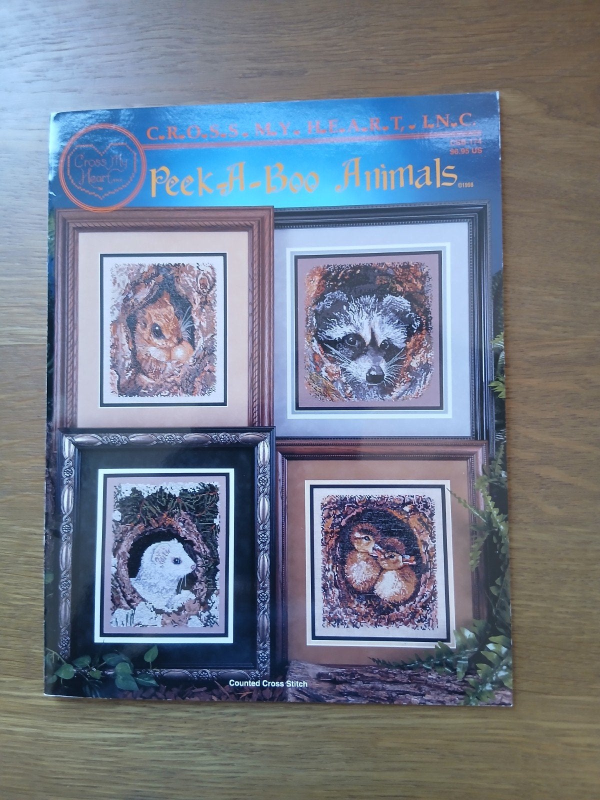 Borduurpatroon 'Peek-A-Boo Animals' - Cross My Heart, Ophalen of Verzenden, Gebruikt, Handborduren, Patroon
