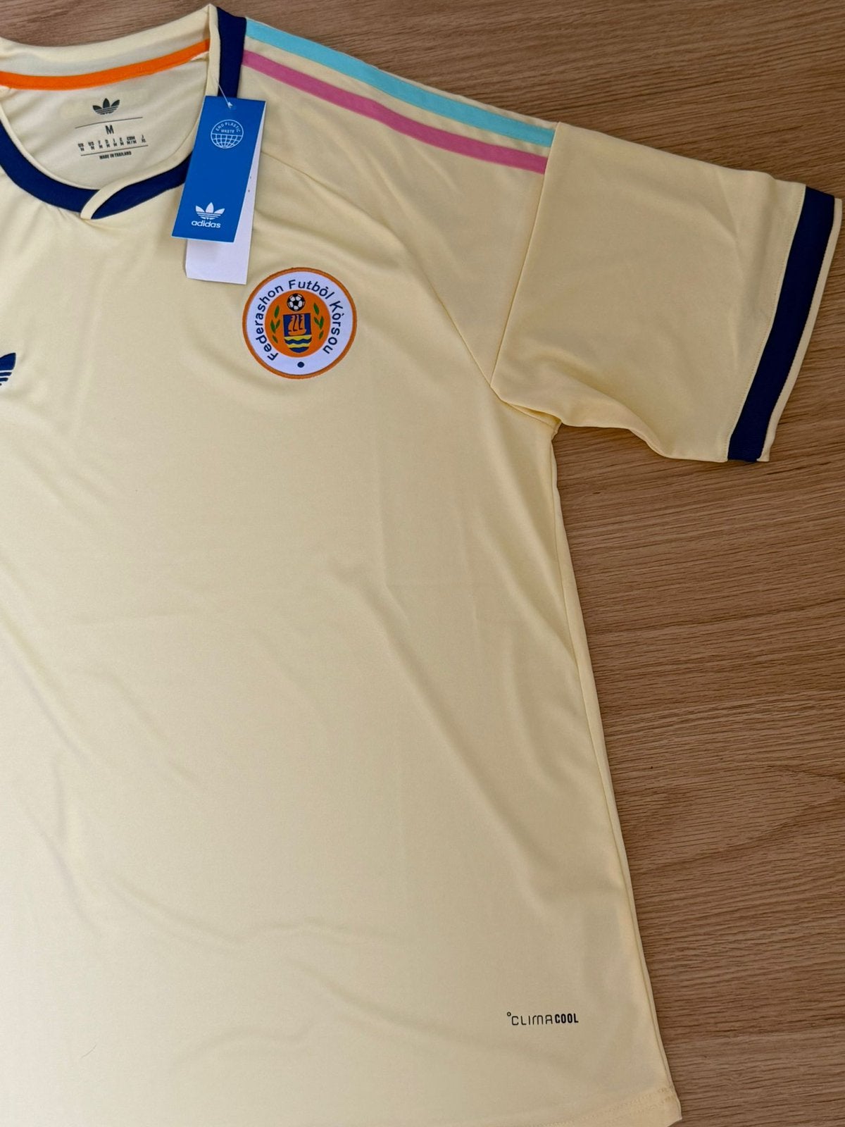 WK Curaçao’s shirt, Sport en Fitness, Voetbal, Maat M, Ophalen of Verzenden, Nieuw, Shirt