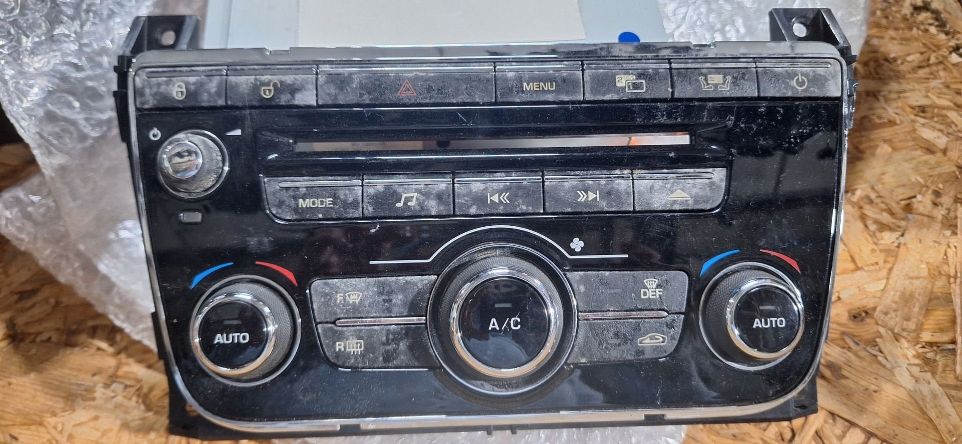 Origineel Volvo Infotainment & Climate Control Paneel (IAM2., Auto diversen, Gebruikt, -, -, Ophalen of Verzenden