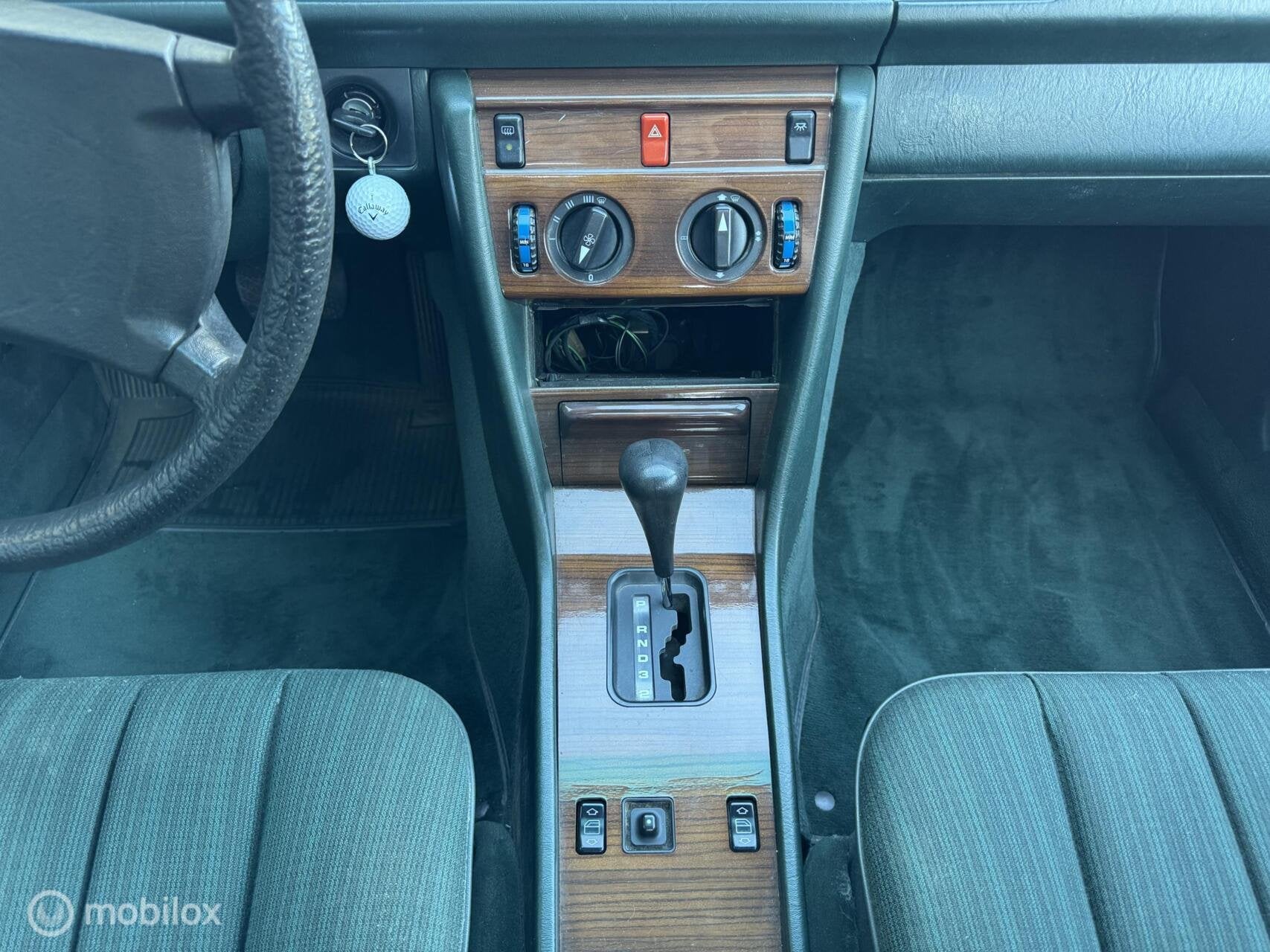 Mercedes-Benz W124 250 D Automaat ABS Schuifdak, foto 10
