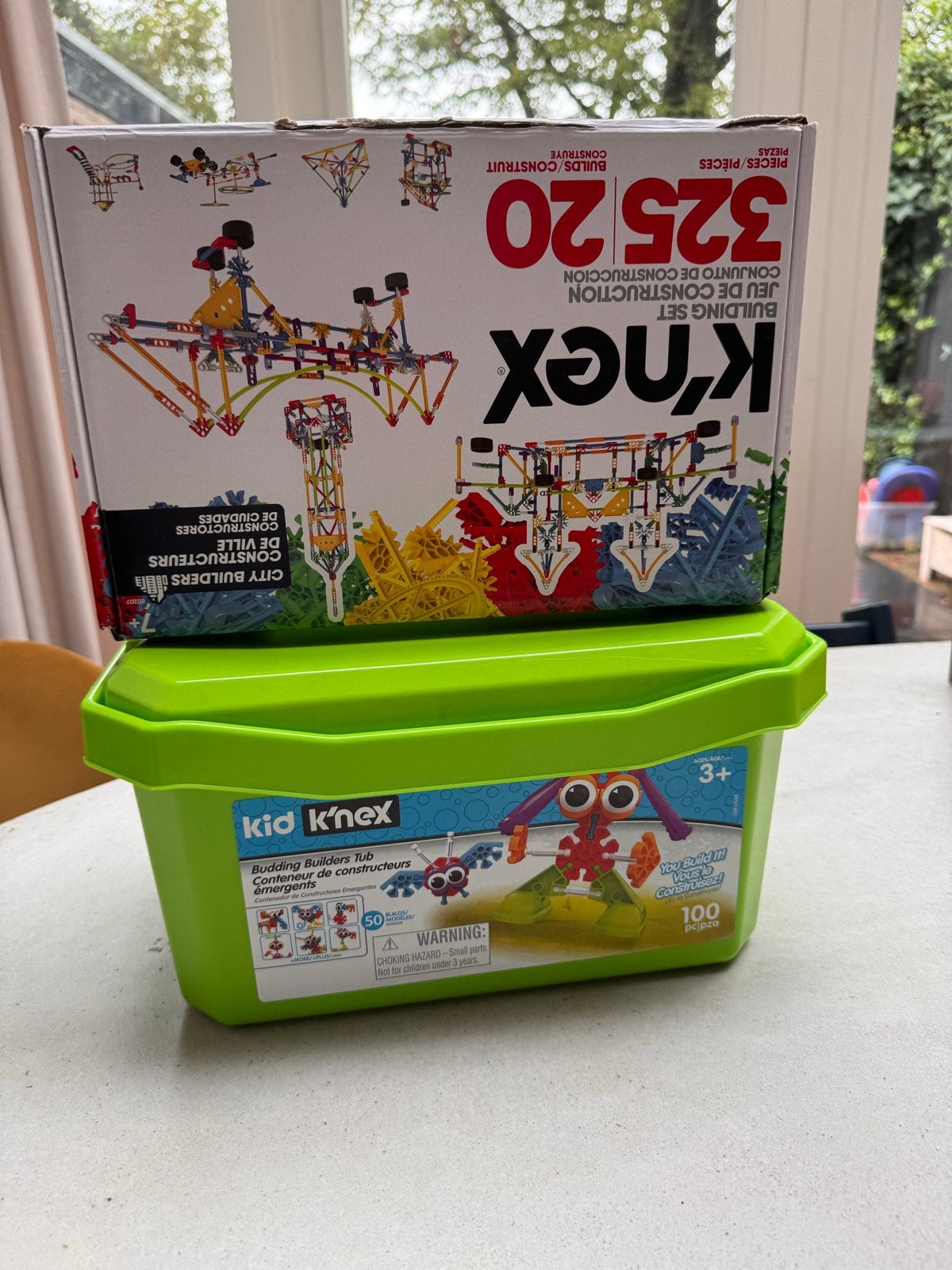 Twee dozen K'nex met boekjes - City Builders & Kid K'nex, Ophalen of Verzenden, Gebruikt, K'nex