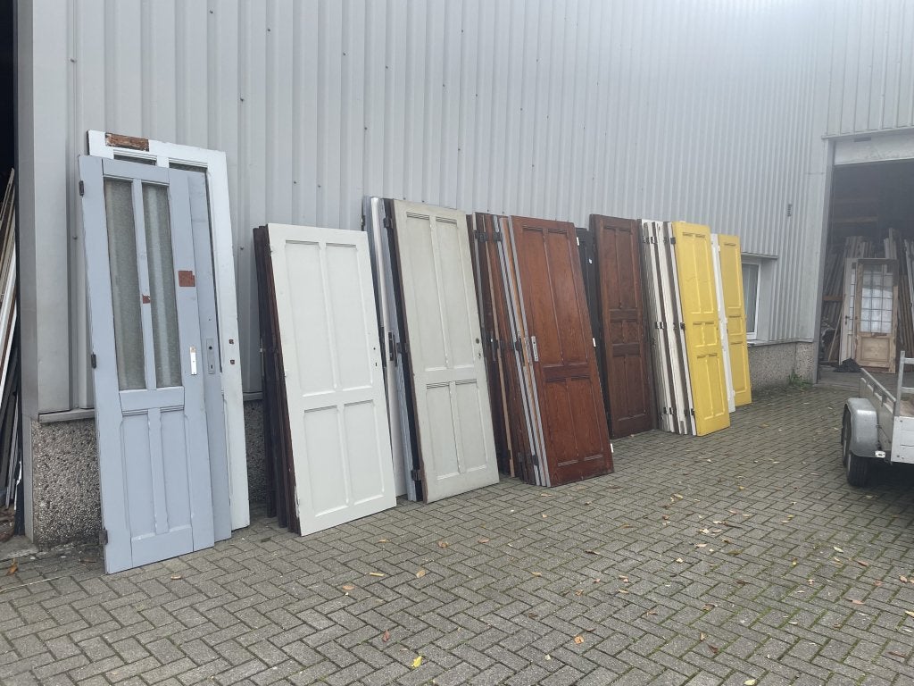 48 stuks antieke pitchpine deuren uit een klooster, La belle porte, Jurgen.hoogenboezem@gmail.com, Binnendeur, Zo goed als nieuw