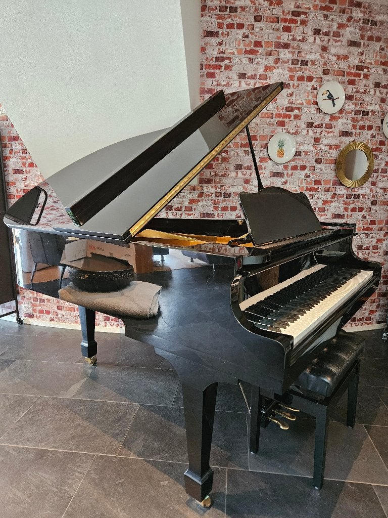 Piano babyvleugel Maeari hoogglans zwart