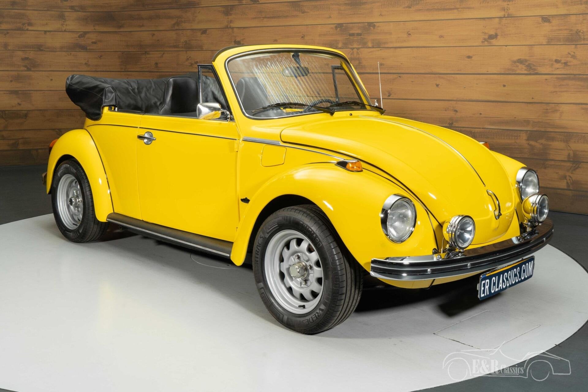Volkswagen Kever Cabriolet | Gerestaureerd | 1978, Auto's, Achterwielaandrijving, Zwart, Cabriolet, Geel