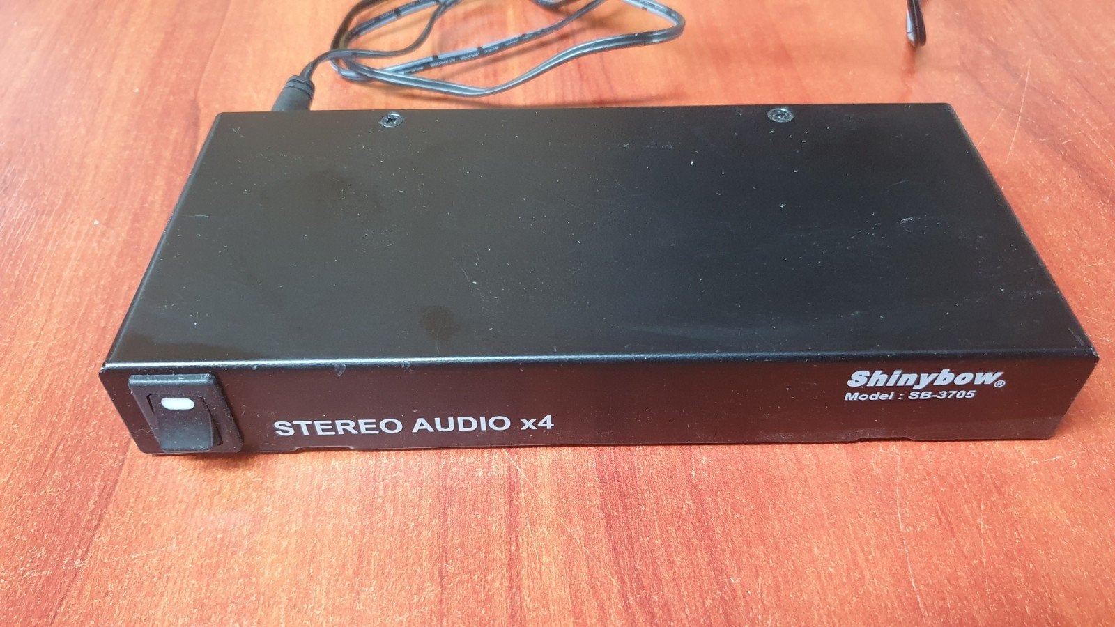 Shinybow audio spliter distributie versterker, Ophalen of Verzenden