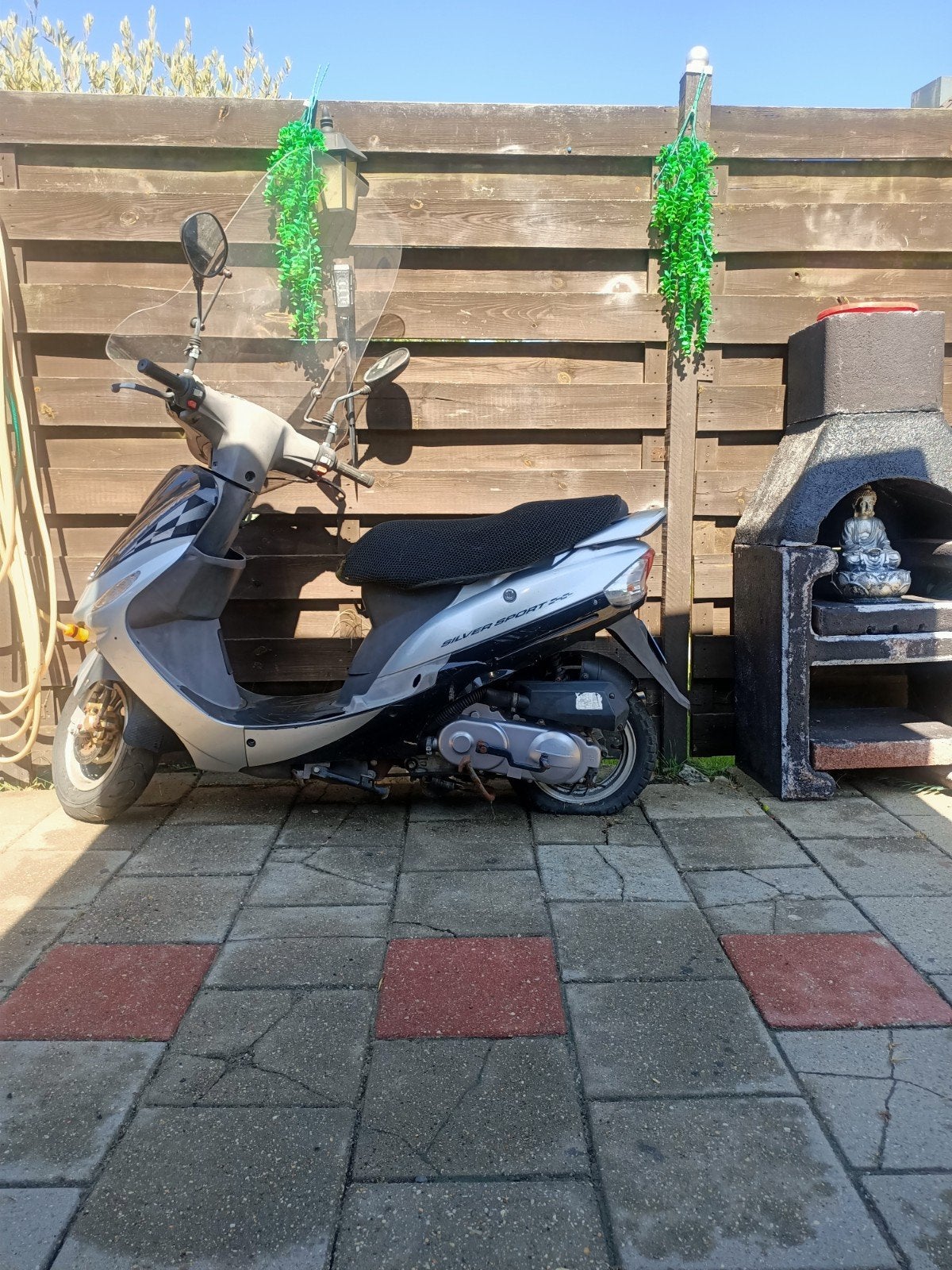 Peugeot Silver Sport Snor Scooter - Loop of Sloop, Ophalen