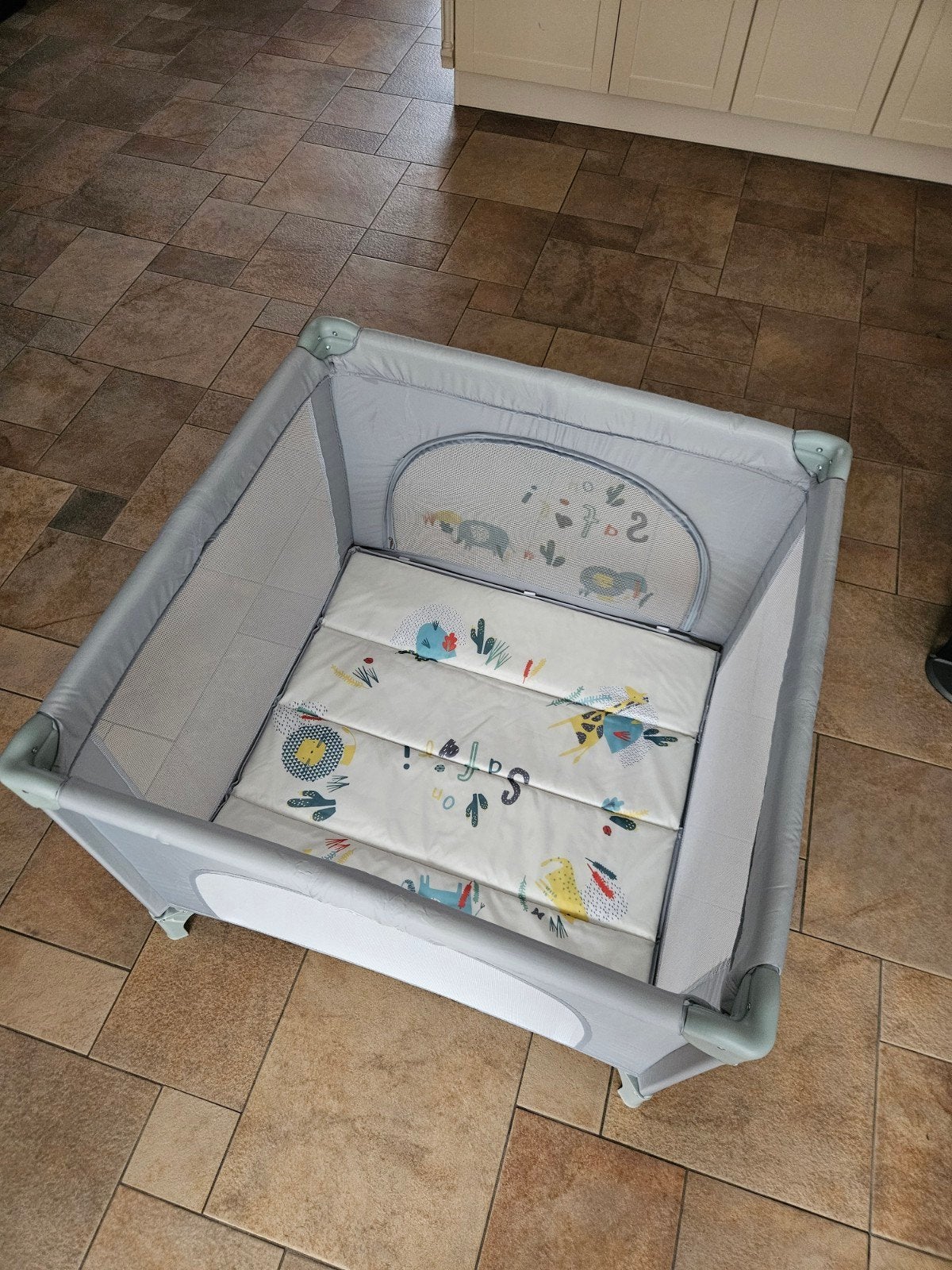 Vertbaudet inklapbare babybox kinderbox box, Ophalen, Zo goed als nieuw
