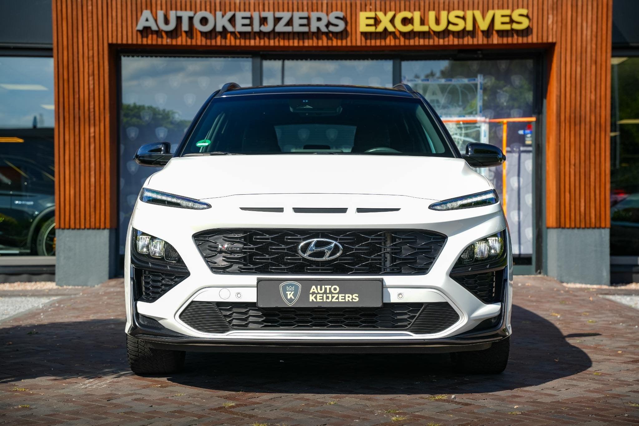 Hyundai Kona 1.6 T-GDI N-Line Camera Stoelvent. Stuurverw DA, Auto's, Stof, Gebruikt, Euro 6, Wit