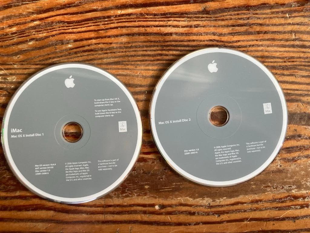 Originele DVD Mac OS X  10.4.4, Ophalen of Verzenden, Zo goed als nieuw, MacOS