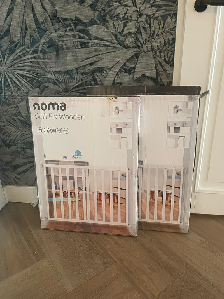 Noma Wall Fix Wooden wit 2 stuks, Ophalen, 100 tot 115 cm, Zo goed als nieuw, Schroefhekje