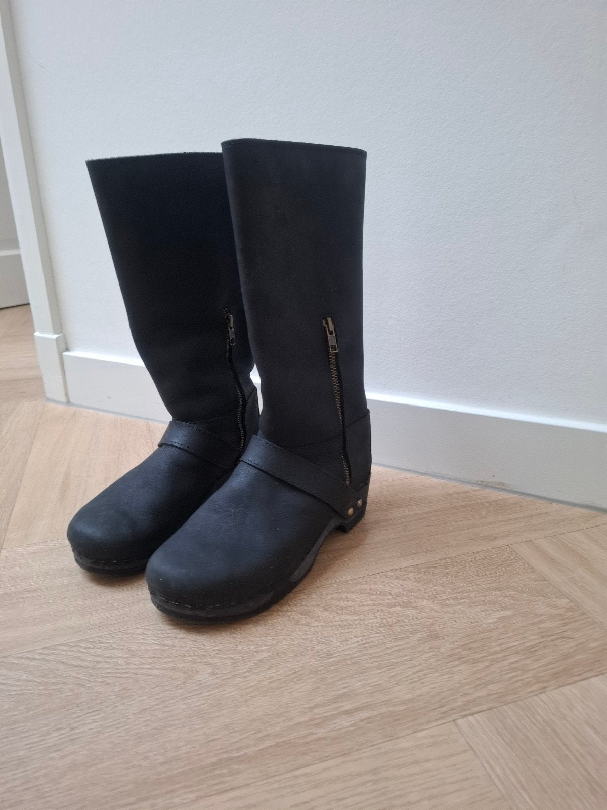 Clumpy's Hoge Laarzen Maat 39 - Zo Goed als Nieuw, Sieraden, Tassen en Uiterlijk, Overige Accessoires, Ophalen of Verzenden