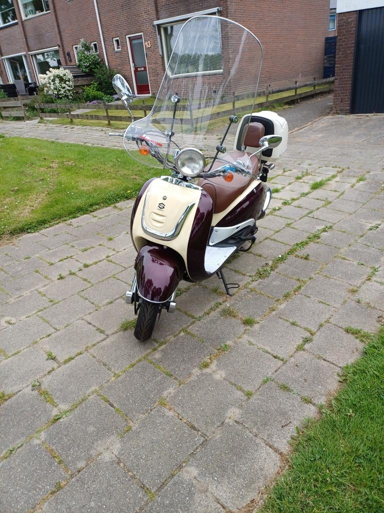 Te koop Scooter killerbe fosti, Fietsen en Brommers, Zo goed als nieuw, Benzine, Ophalen, Overige merken