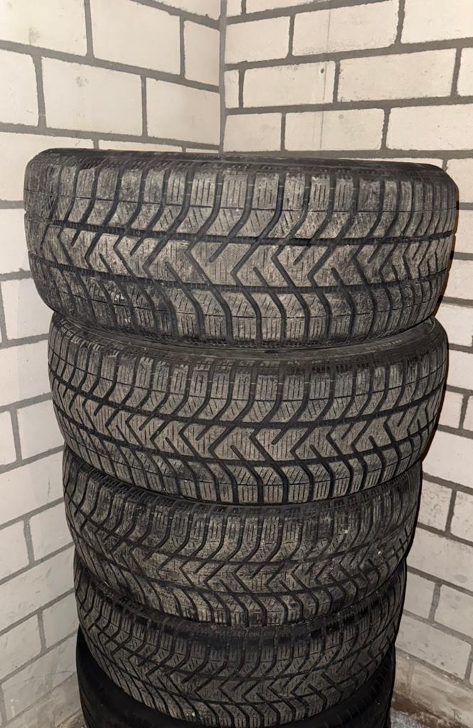 4x Winterbanden pirelli 205/55/16, Ophalen of Verzenden, Gebruikt
