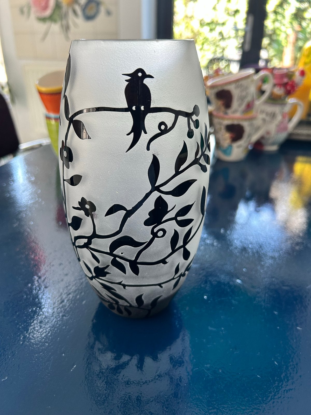 Decoratieve vaas met vogel- en bloemmotief, Antiek en Kunst, Antiek | Vazen, Ophalen