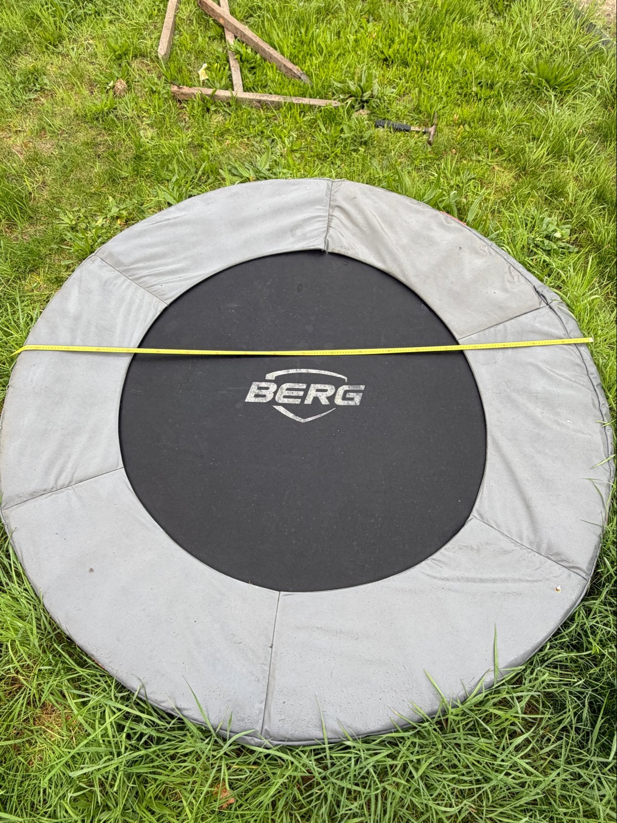 BERG InGround trampoline rond – ingegraven – compleet