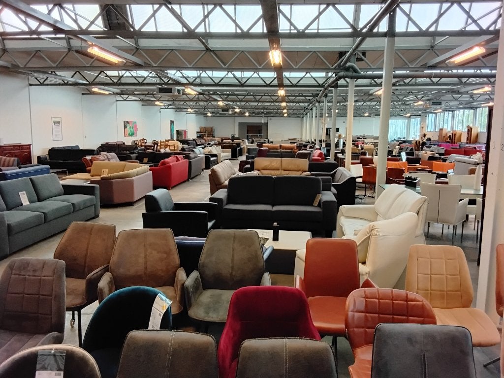 Veel (relax) stoelen in voorraad! Second Life Wolega, Ophalen, Overige kleuren, Zo goed als nieuw, Vijf, Zes of meer stoelen
