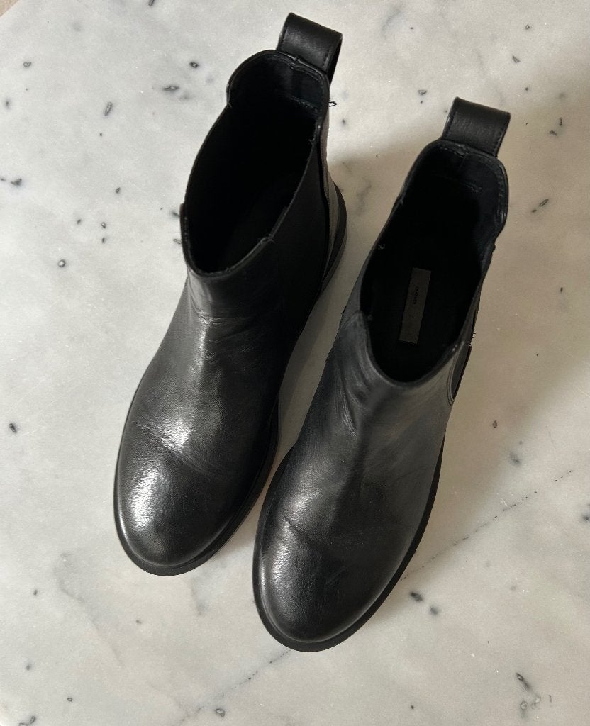 Nieuwe leren zwarte chelsea boots/enkellaarsjes, 41, Zwart, Lage of Enkellaarzen, Nieuw, Ophalen of Verzenden