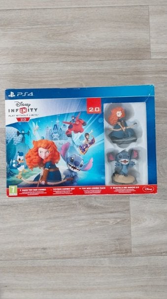 Disney Infinity 2.0: PS4 Merida & Stitch - Geheel Compleet!, Avontuur en Actie, Gebruikt, 2 spelers, Ophalen of Verzenden