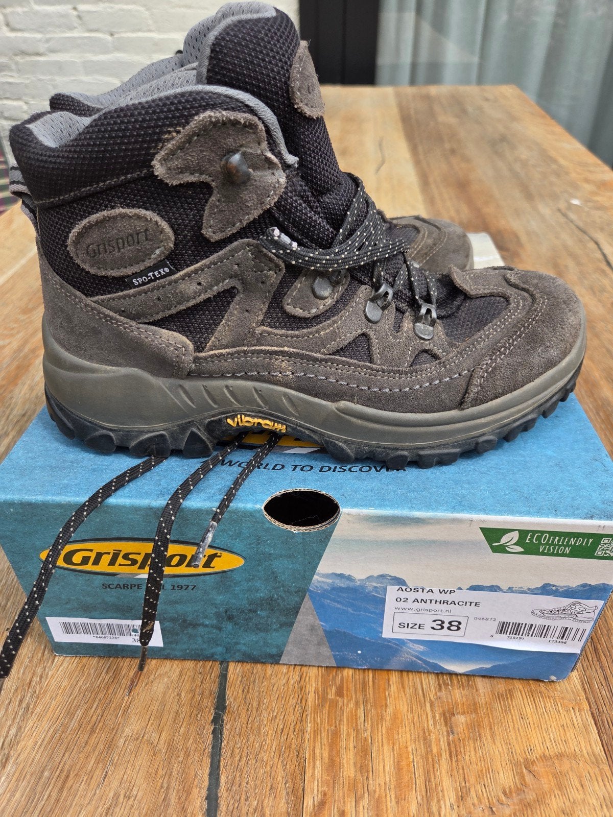 Bergschoenen grisport maat 38, Ophalen, Zo goed als nieuw, Schoenen