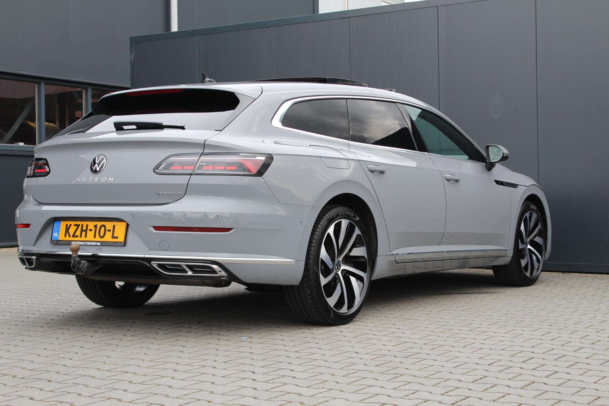 Volkswagen Arteon 1.4 TSI R-Line Business+ Incl. 12 maanden, Arteon, Gebruikt, Hybride Elektrisch/Benzine, 1600 kg