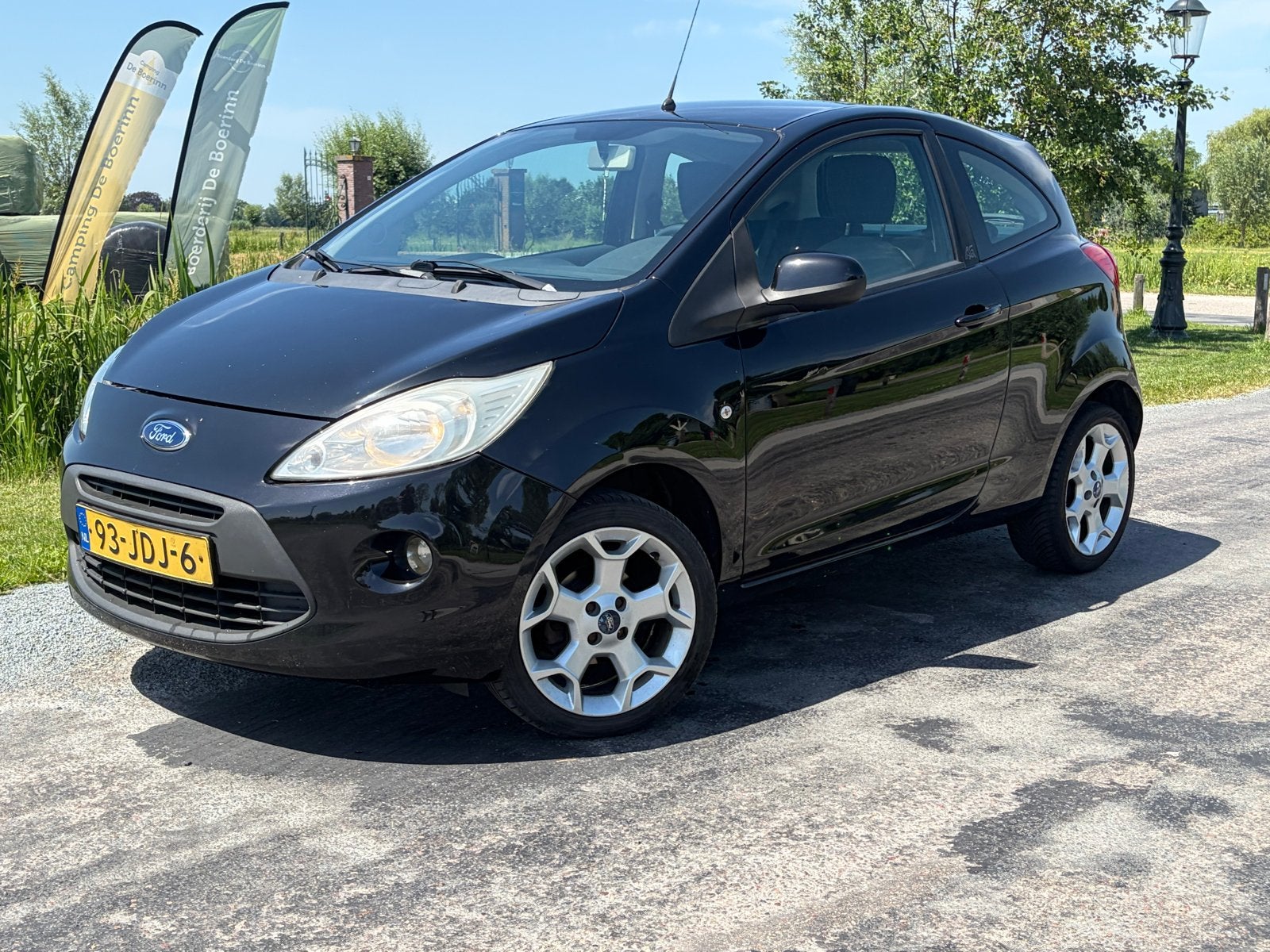 Ford Ka 1.2 Titanium Edition 2009 airco boekjes compleet, Auto's, Ford, Bedrijf, Ka, ABS, Airbags, Airconditioning, Android Auto