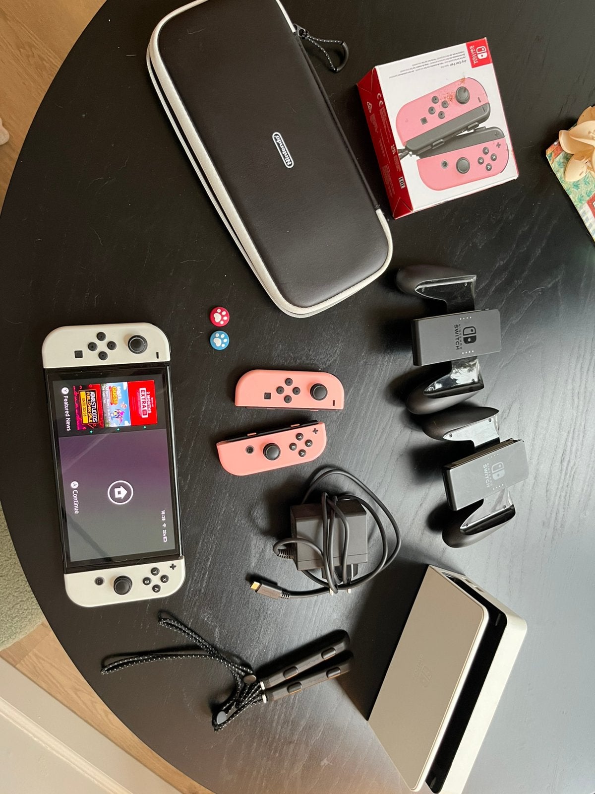 Nintendo Switch Oled met extra controlers en hoesje, Ophalen, Gebruikt, Met 3 controllers of meer, Switch OLED