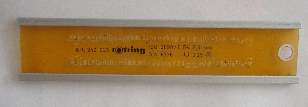 Rotring 340 025 iso 3098/1 din 6776  tekensjabloon letter, Ophalen of Verzenden, Overige typen