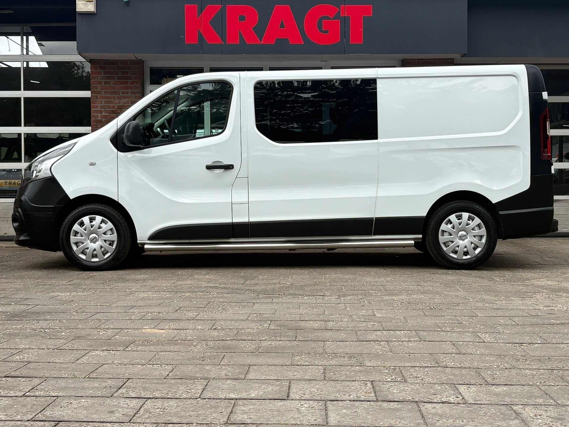 Nissan NV300 2.0 dCi 120 L2H1 Acenta DC Comfort|NAP|DUBBElCA, Auto's, Dealer onderhouden, Stof, Gebruikt, 4 cilinders