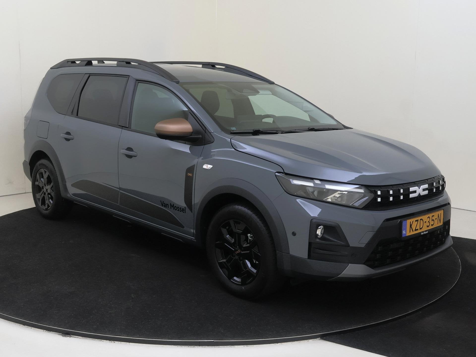 Dacia Jogger 1.8 hybrid 155 extreme | LM velgen | apple carp, Euro 6, 715 kg, Origineel Nederlands, Bedrijf