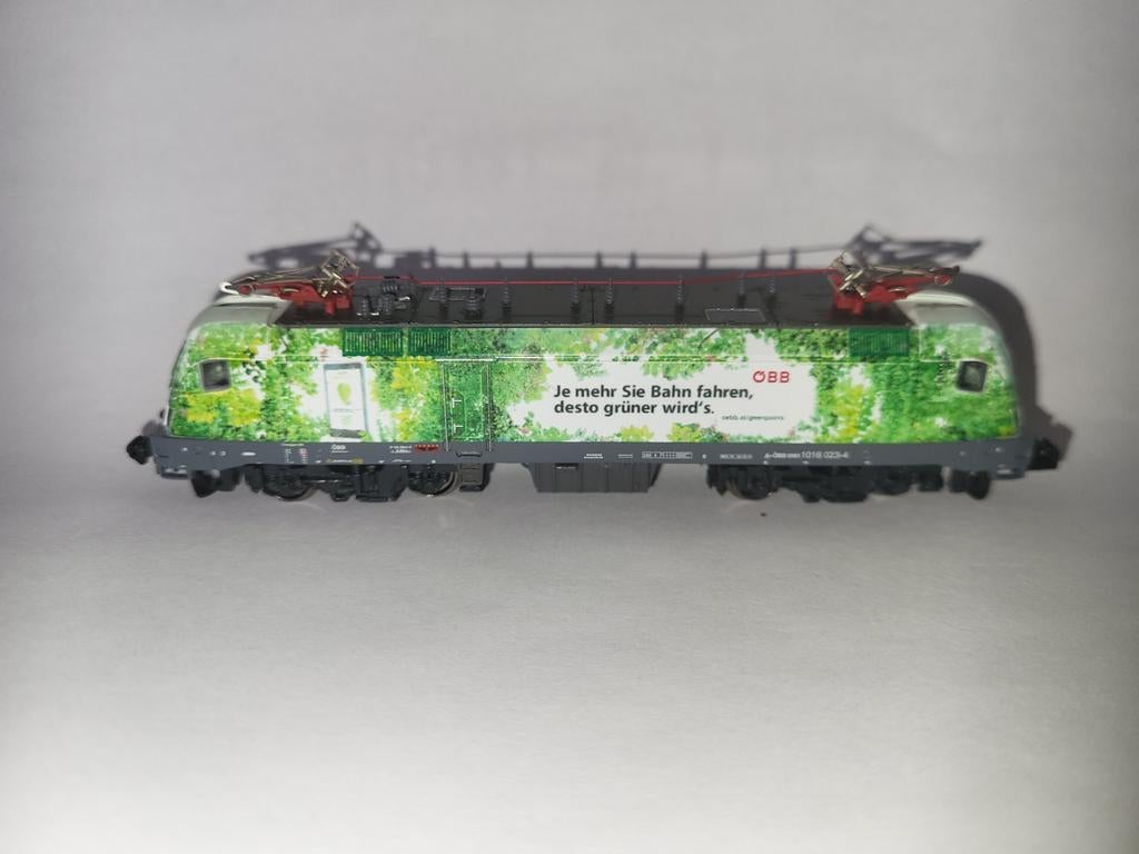 OBB hobbytrain taurus  zonder motor, Hobby en Vrije tijd, Modeltreinen | N-Spoor, Ophalen of Verzenden, Gelijkstroom, Locomotief