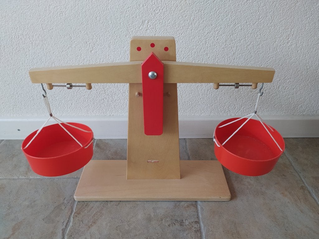 Houten Educo weegschaal, Kinderen en Baby's, Ophalen of Verzenden, Gebruikt, Overige typen