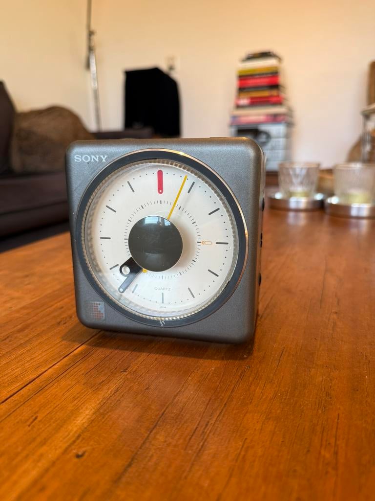 Sony ICF-A15L FM/MW/LW 3 Bands Radio klok wekker vintage, Ophalen of Verzenden, Gebruikt, Transistorradio