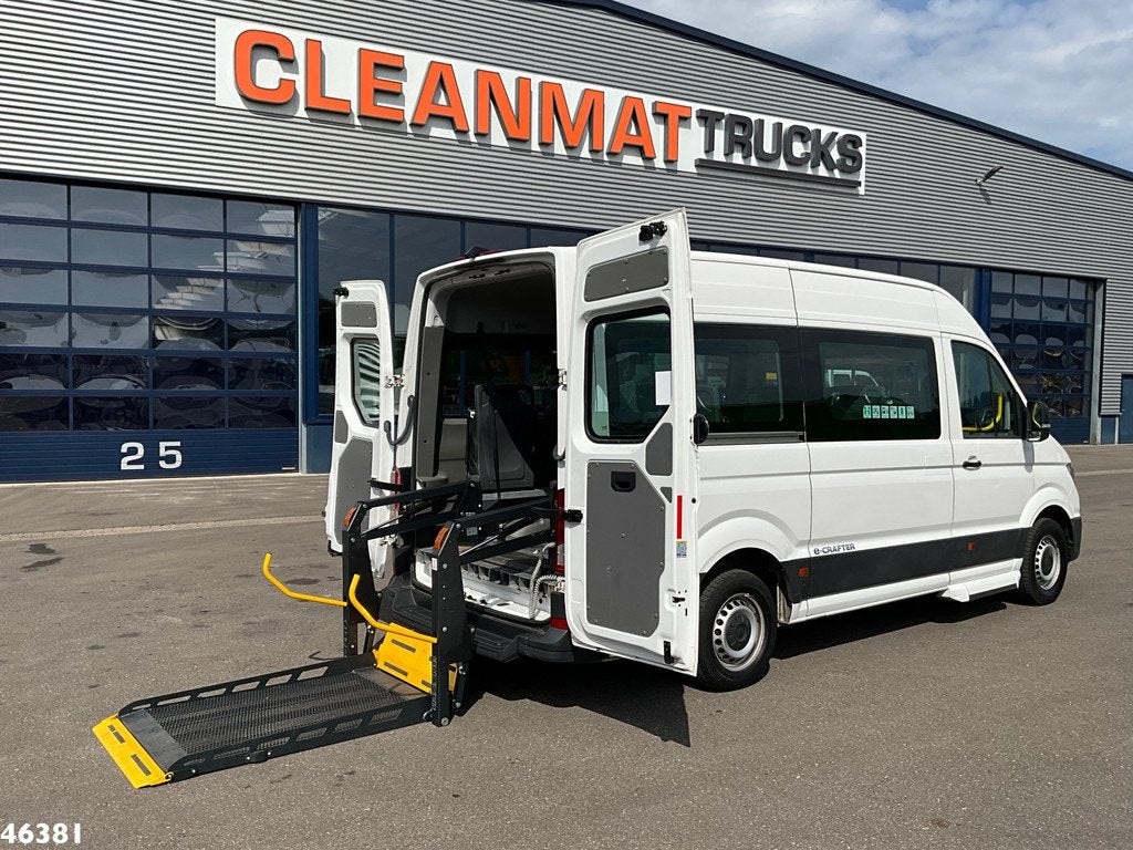 Volkswagen E-Crafter 100% Elektrisch 9 persoon + 2 rolstoelv, Automaat, 136 pk, Gebruikt, Wit
